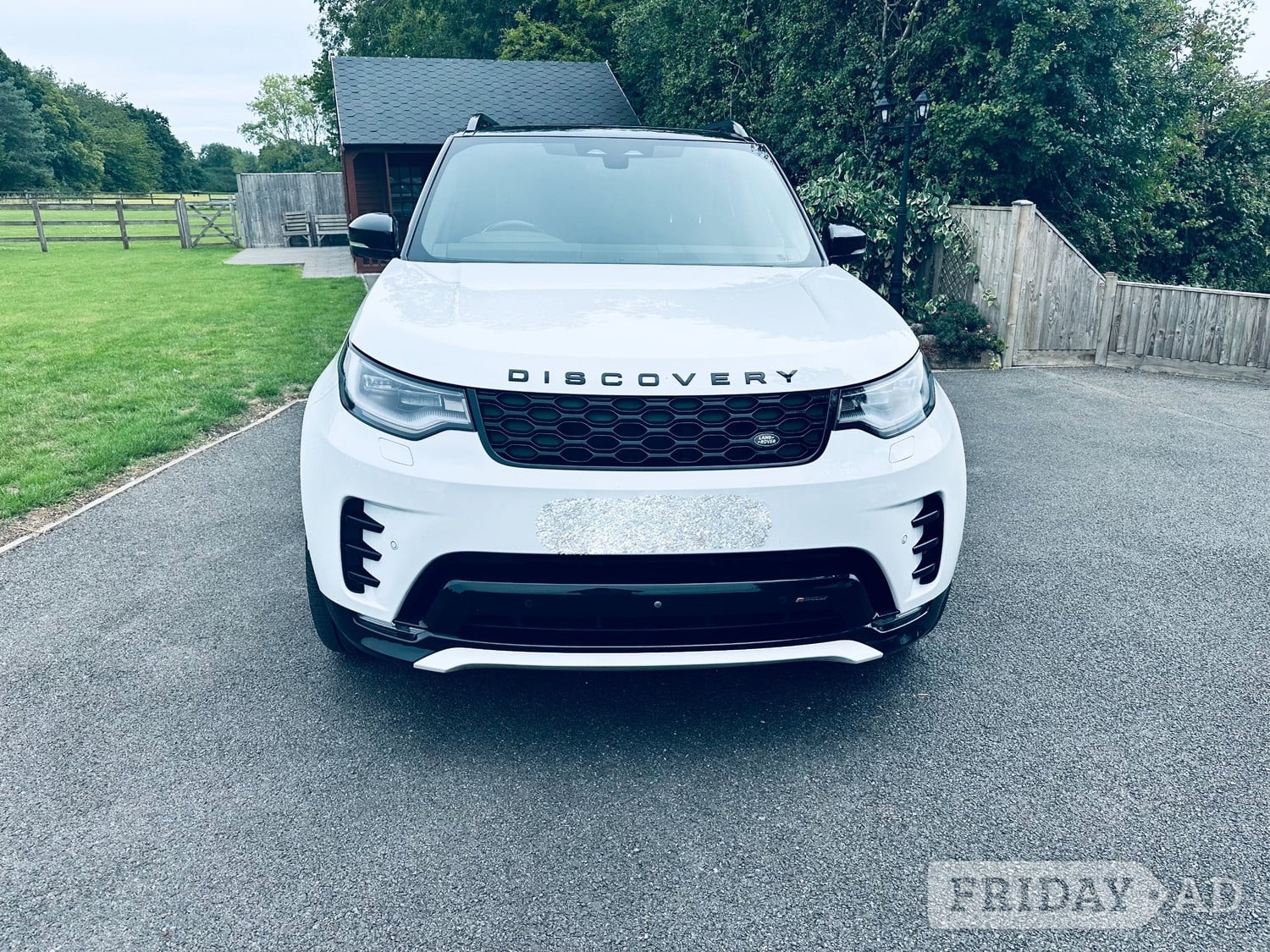 [ berth ]Land Rover Discovery