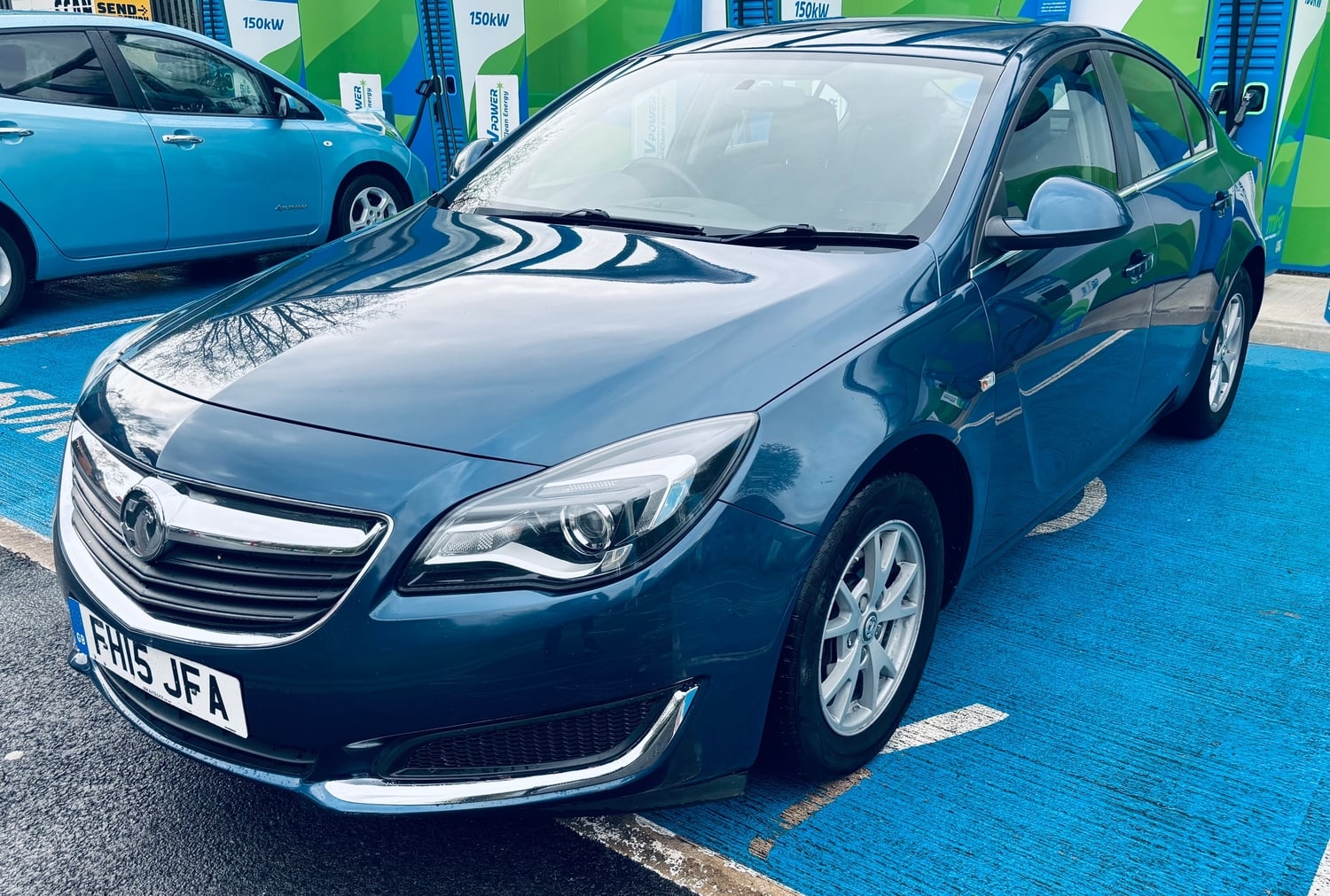 Vauxhall Insignia 2015 - Cars