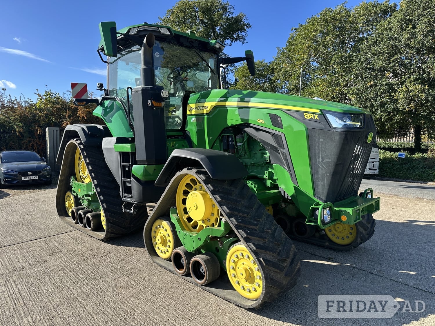 [ berth ]John Deere 8RX 410