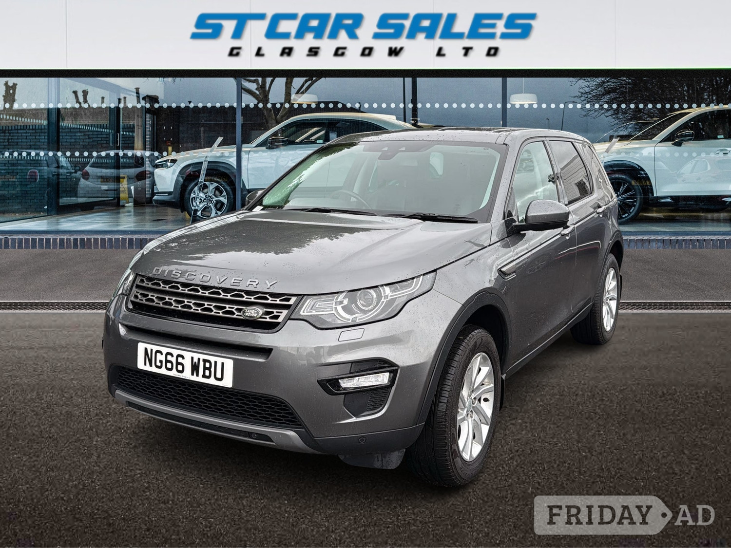 Land Rover Discovery Sport 2016 in Glasgow