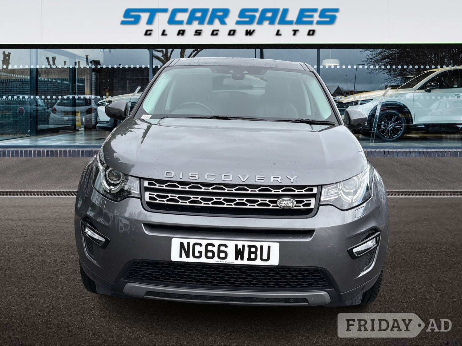 [ berth ]Land Rover Discovery Sport