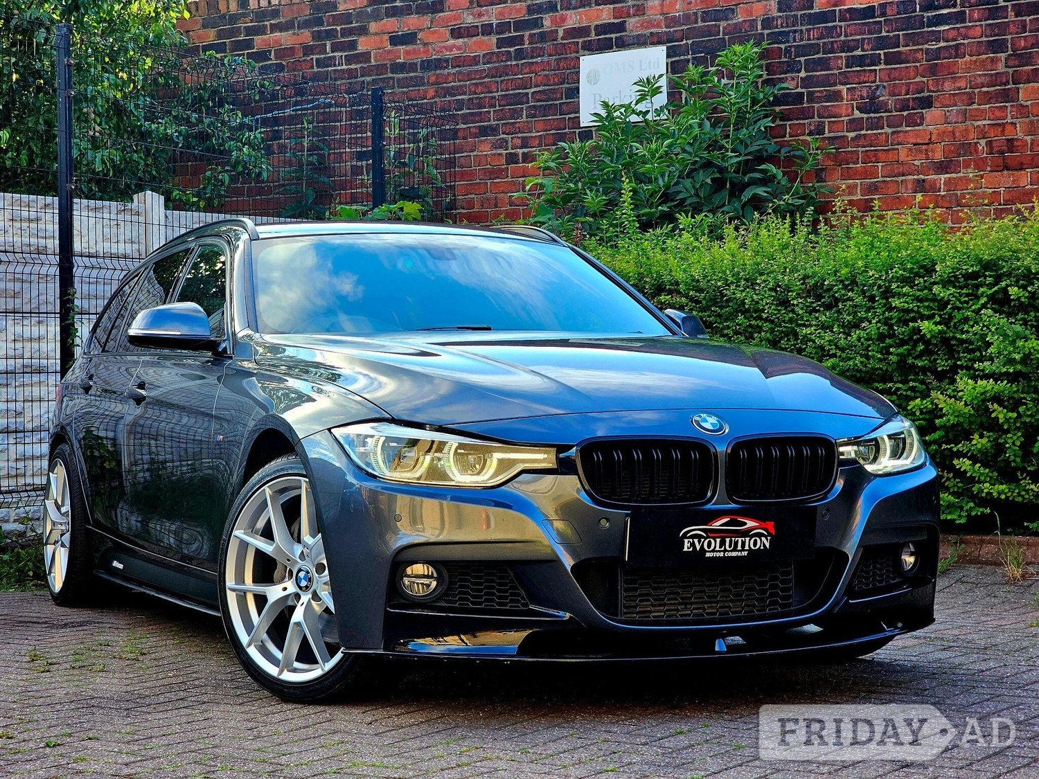 [ berth ]BMW 3 Series