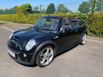 Mini Convertible 2004