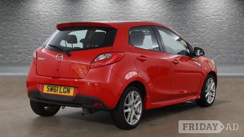 Mazda Mazda2 2011 - Cars