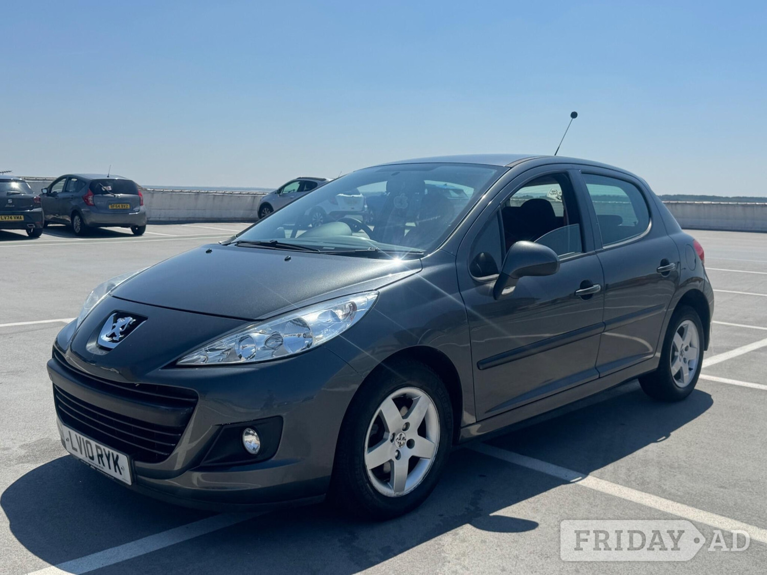 [ berth ]Peugeot 207