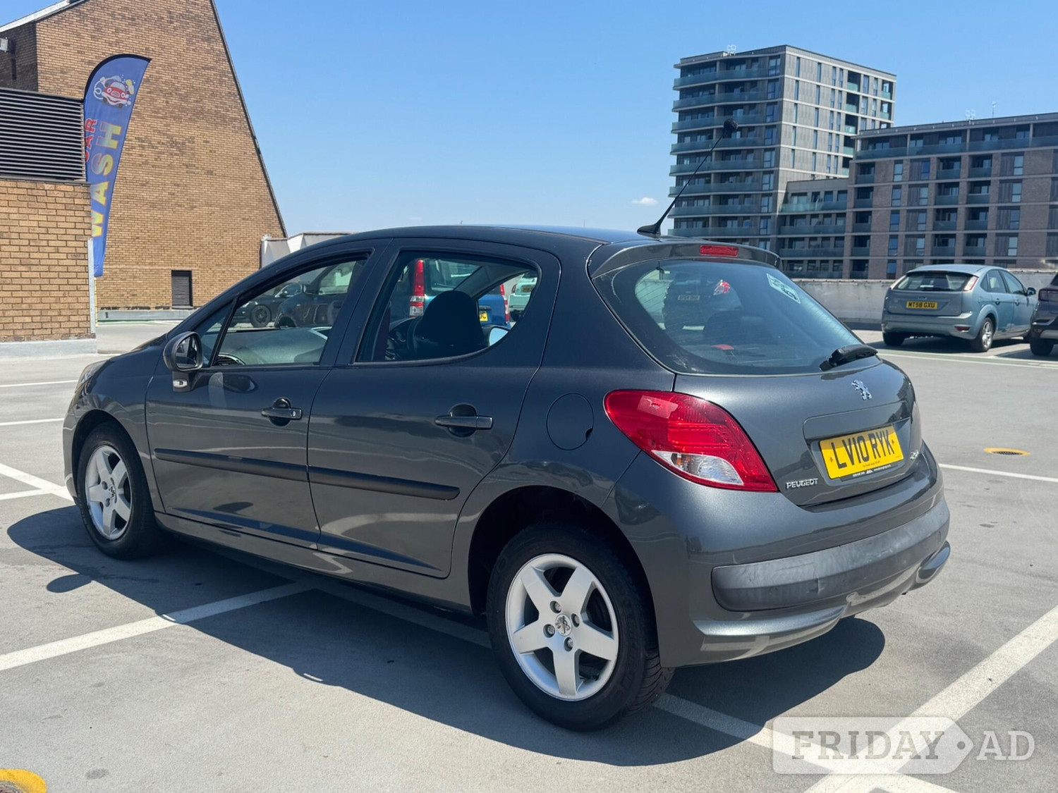Peugeot 207 2010 - Cars