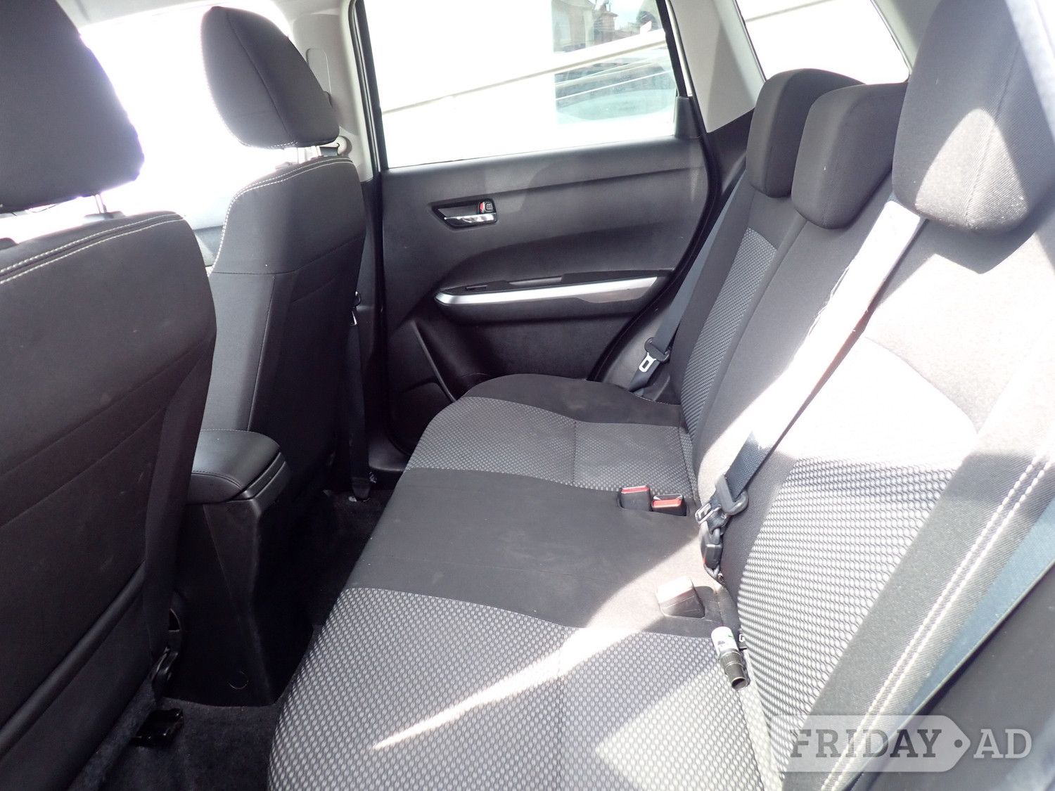 Suzuki Vitara 2020 - Cars in Tonbridge