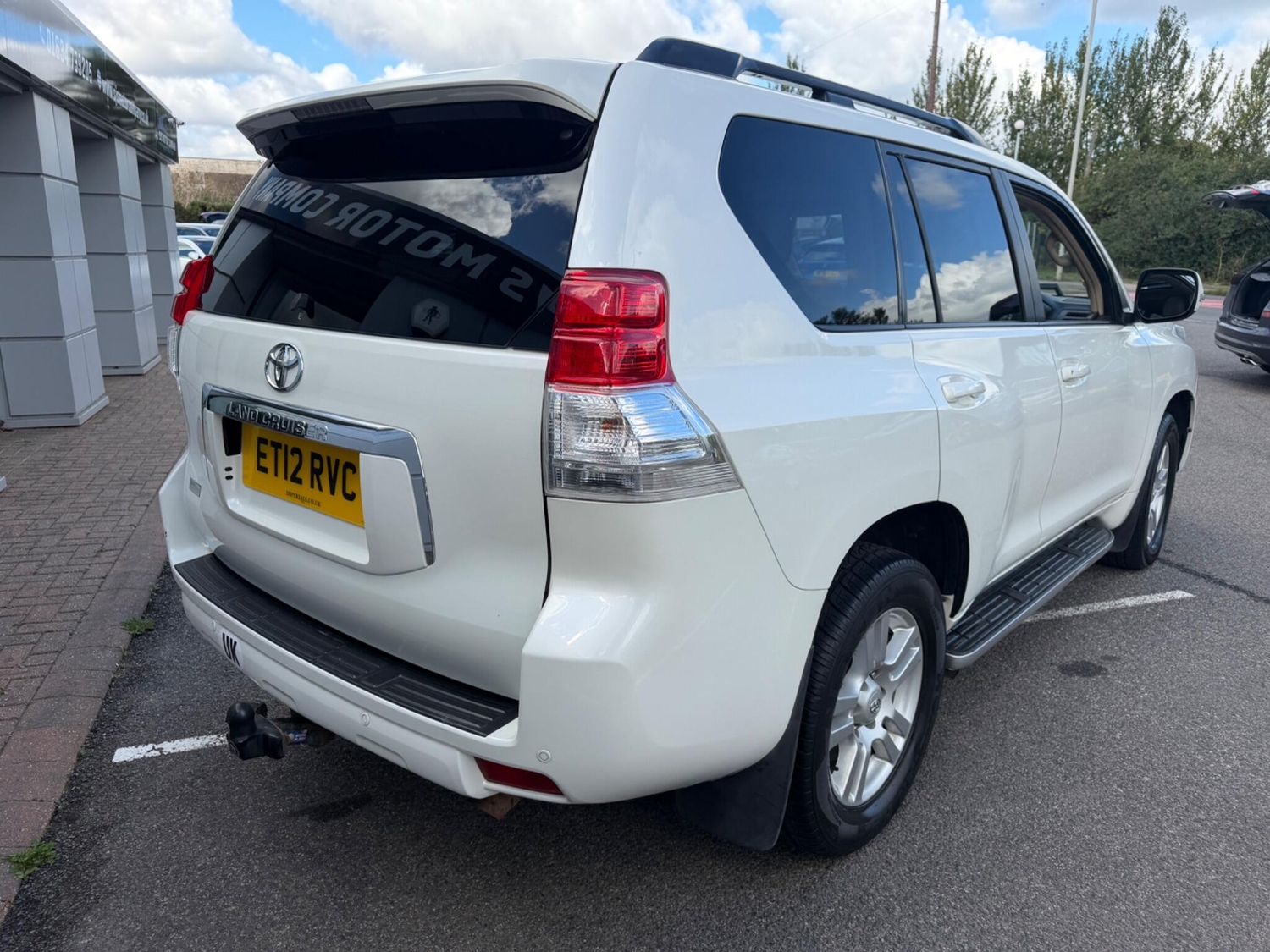 Toyota Land Cruiser 2012 - Cars