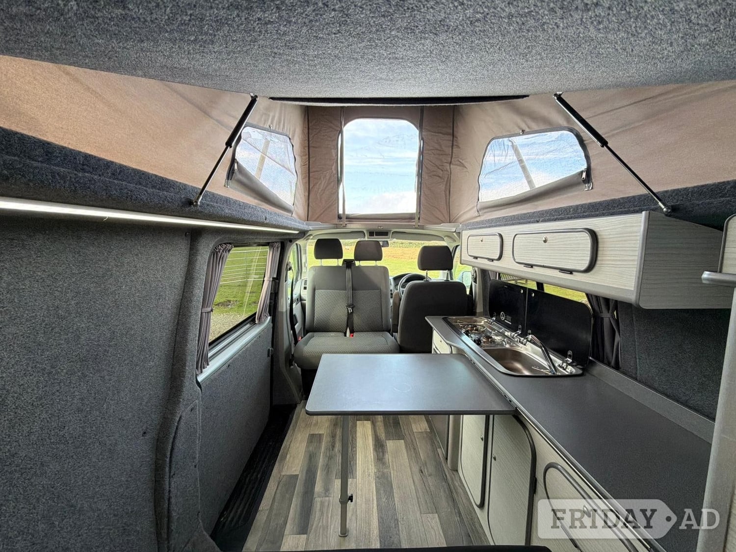 Volkswagen Transporter T28 2015 - Motorhomes & Caravans
