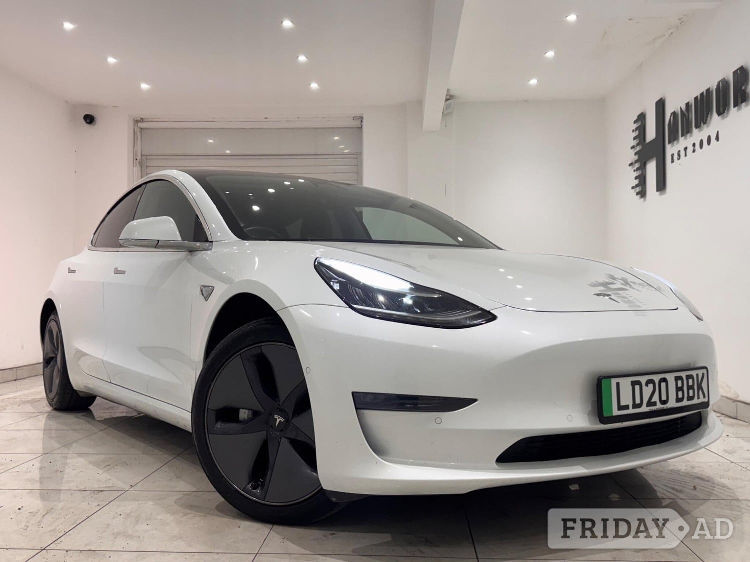 Tesla Model 3 2020 in Hounslow