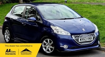 Peugeot 208 2013