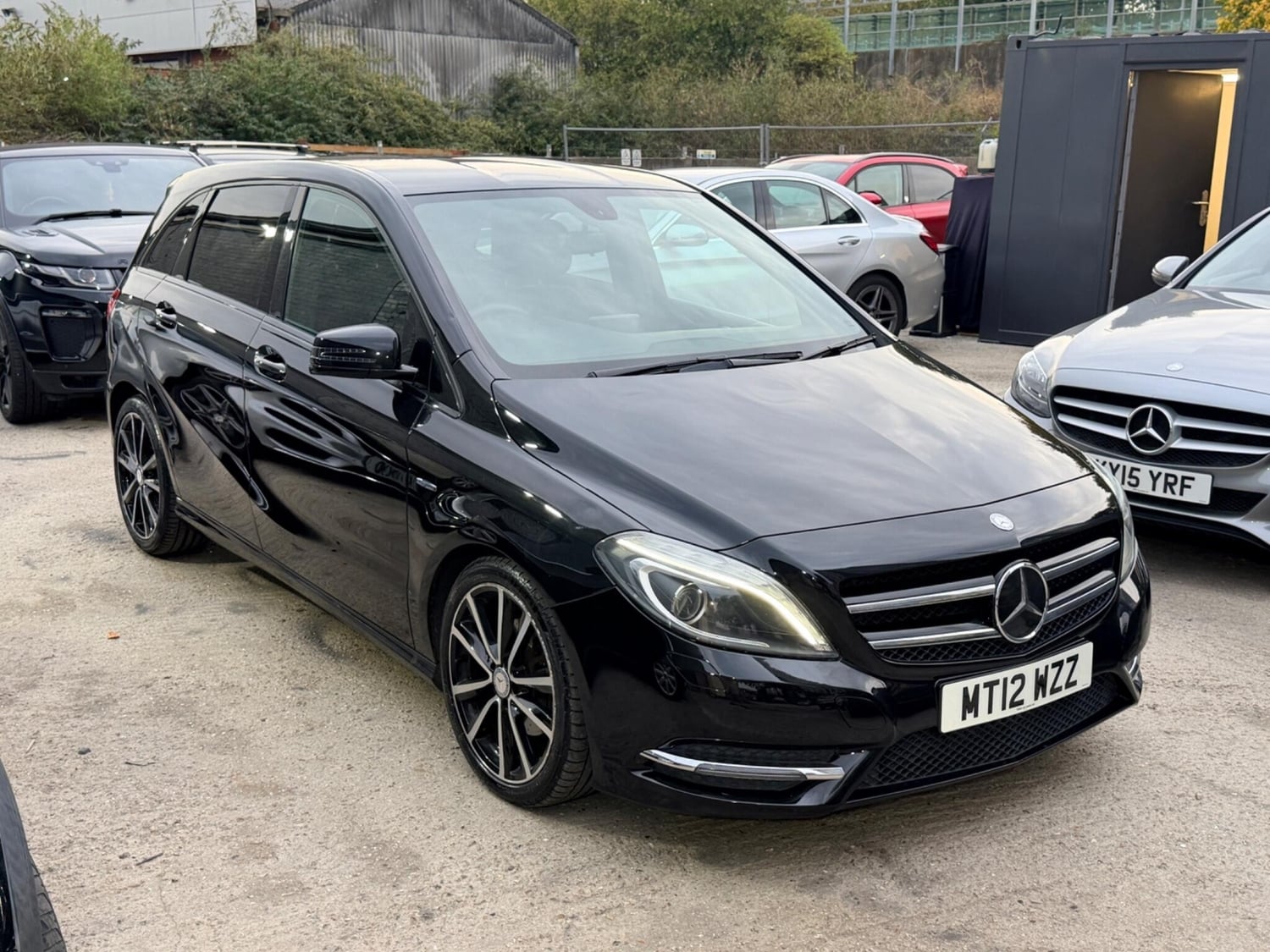 [ berth ]Mercedes-Benz B Class
