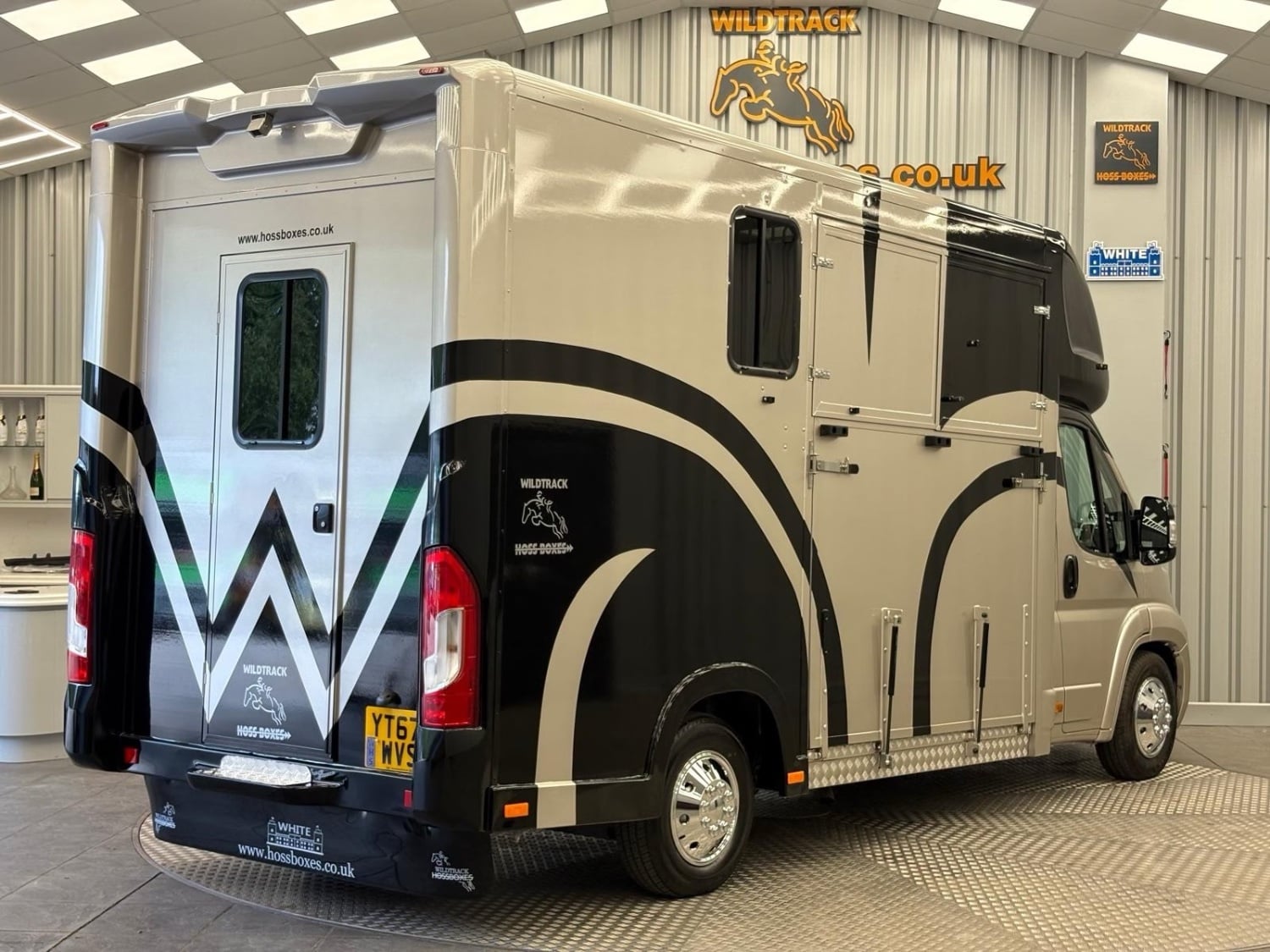 Wildtrack longstall Fiat Horsebox - Trailers & Horseboxes in Sheffield