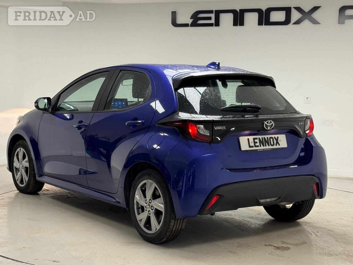 Toyota Yaris 2024 - Cars in Brent