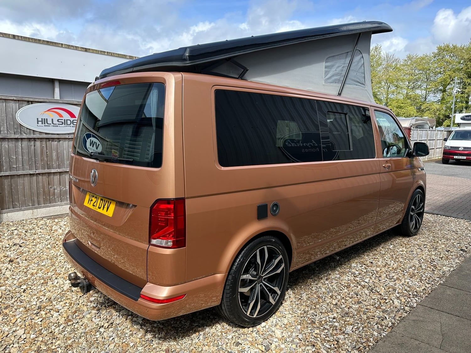 [ berth ]Camper King Santorini