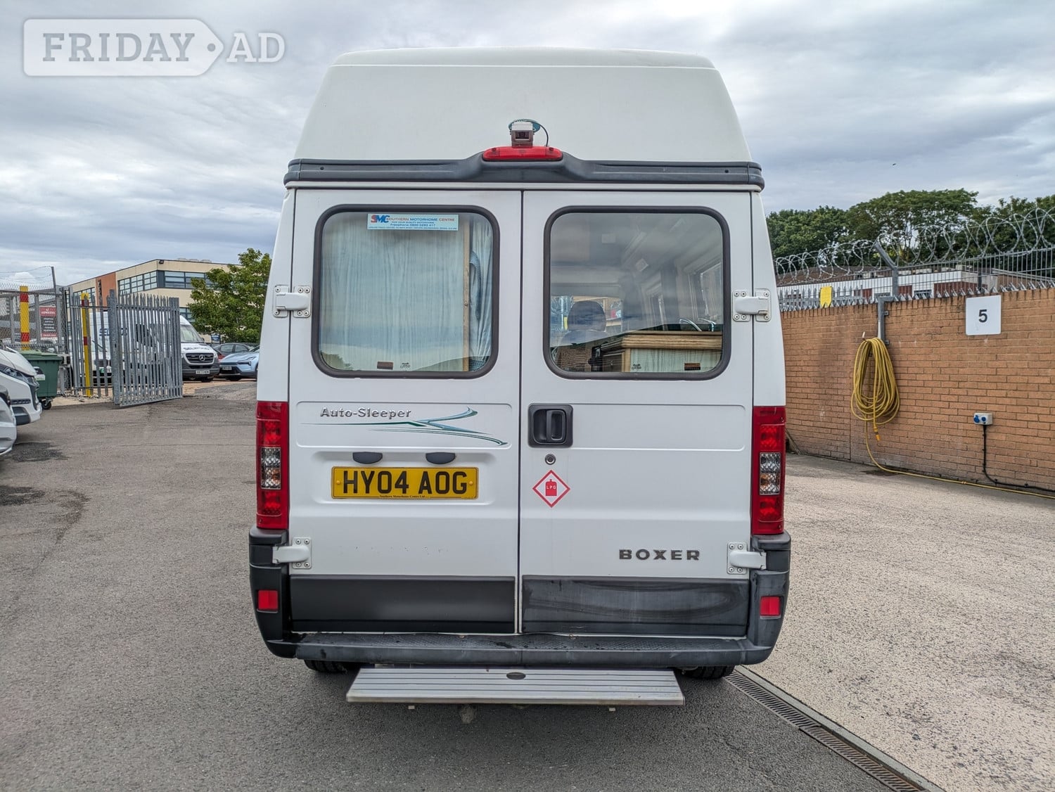 Auto-Sleepers Symbol 2004 - Motorhomes & Caravans in Bracknell