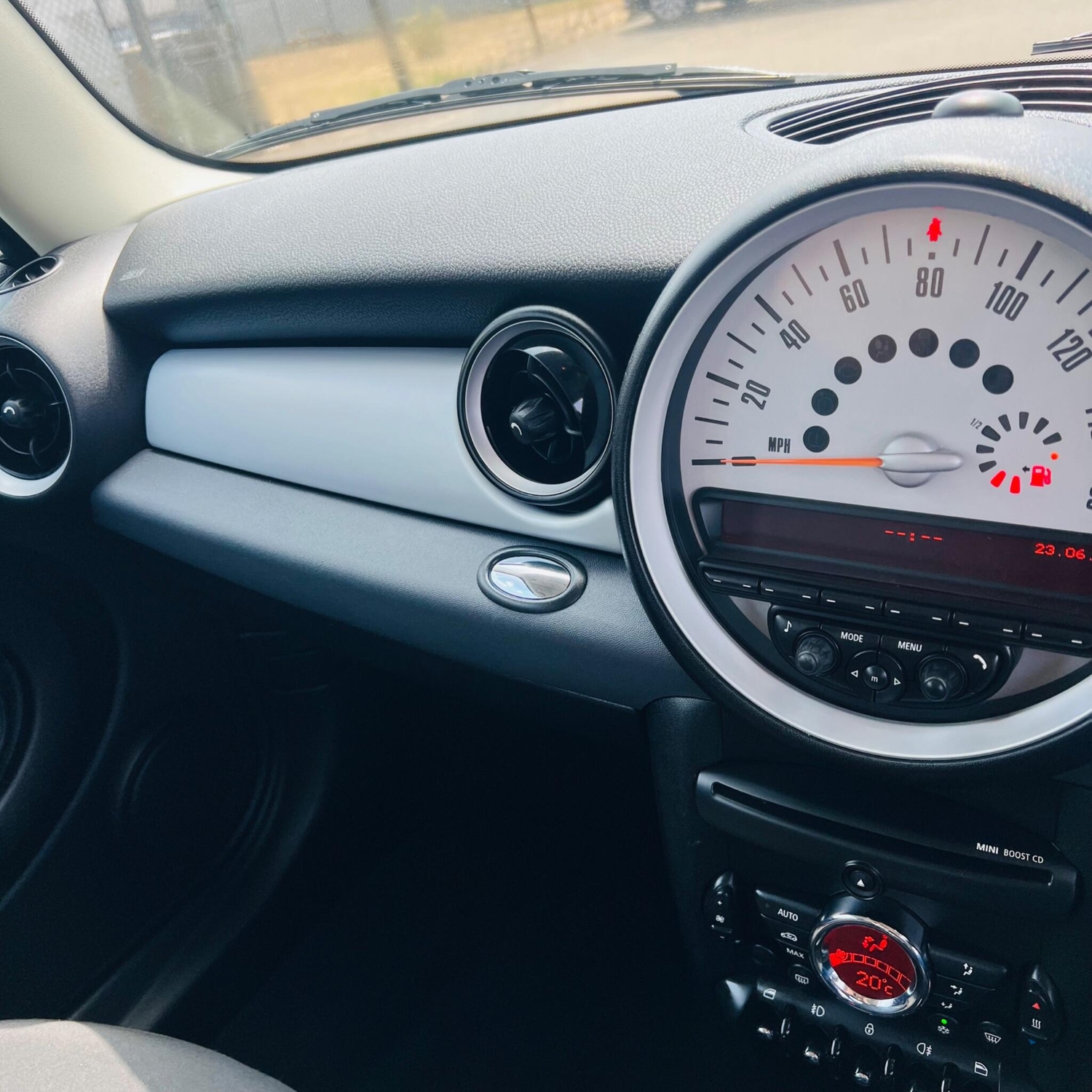 Mini Hatch 2010 - Cars