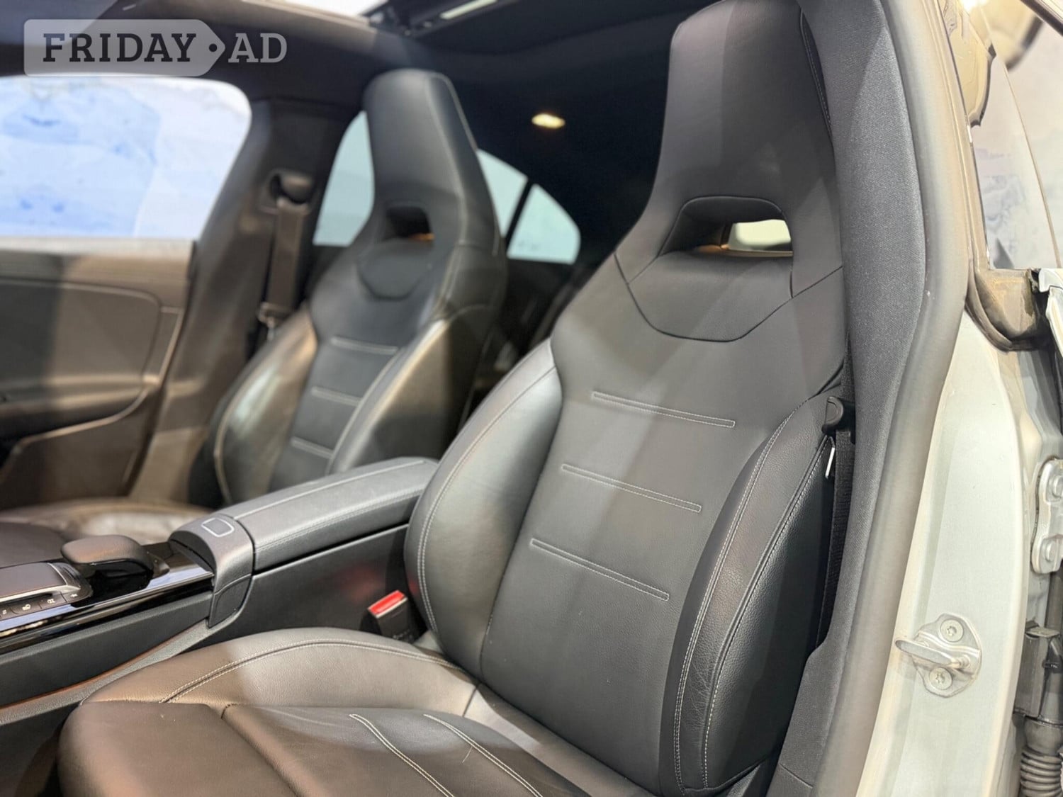 [ berth ]Mercedes-Benz A Class
