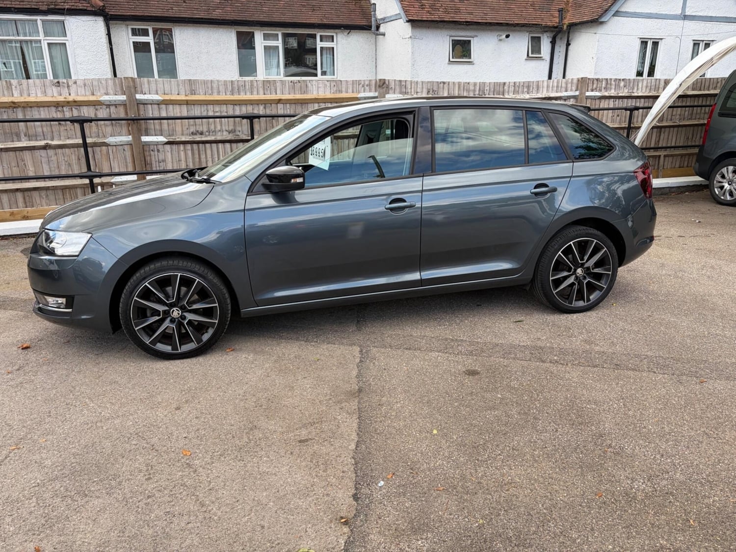 Skoda Rapid Spaceback 2018 - Cars in Betchworth