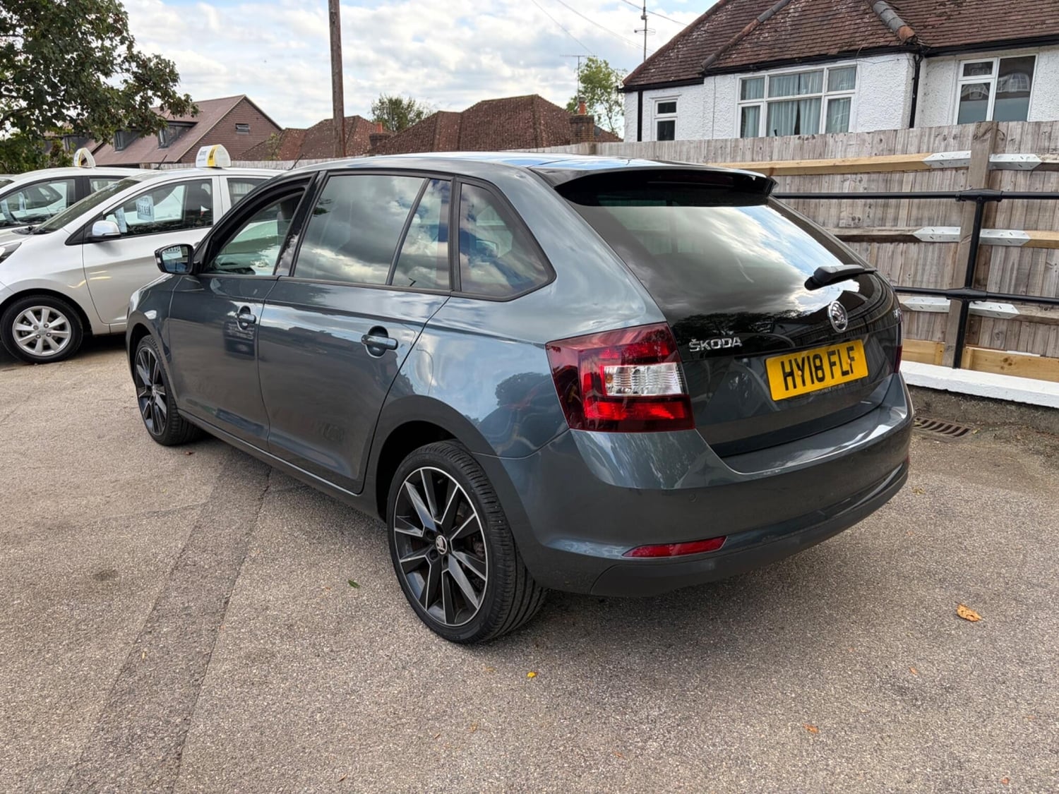 Skoda Rapid Spaceback 2018 - Cars