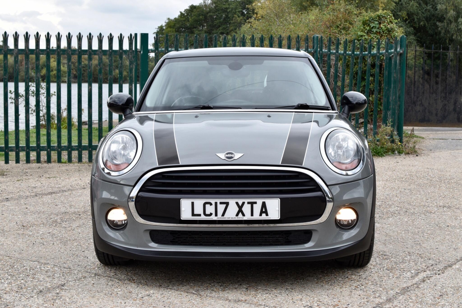 [ berth ]Mini Hatch
