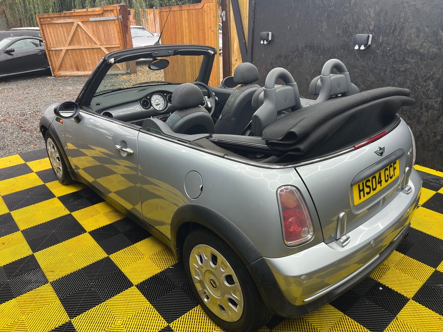 [ berth ]Mini Convertible