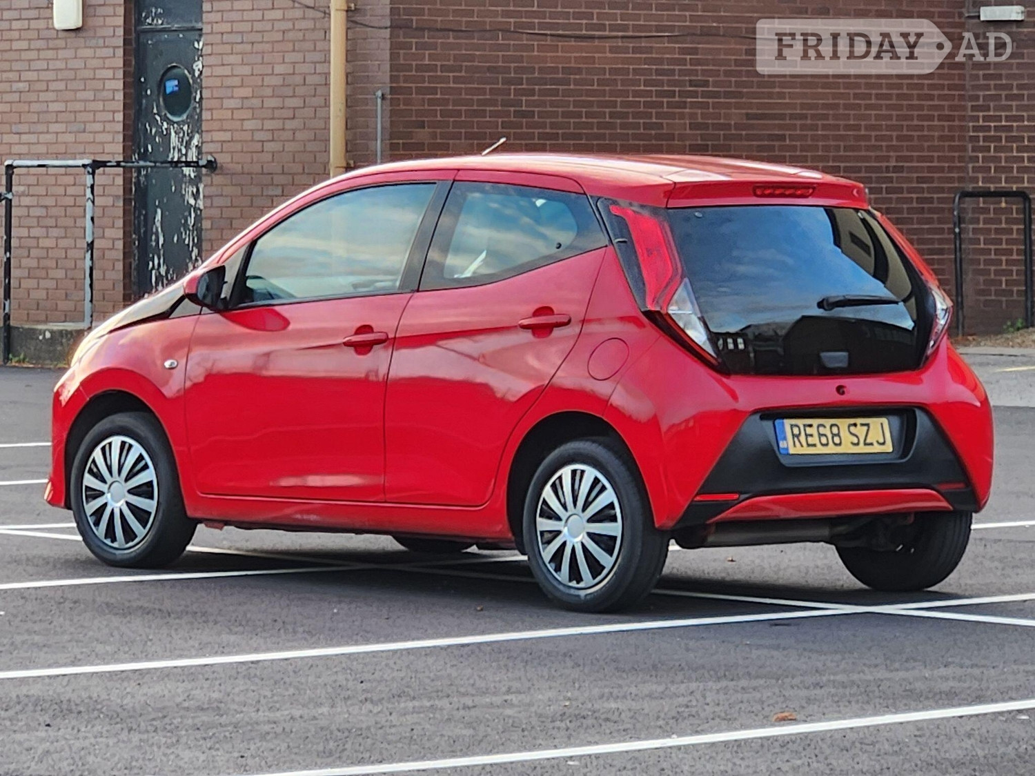 Toyota Aygo 2019 - Cars