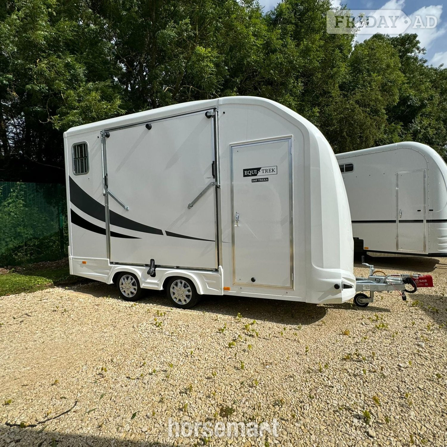 Equi-Trek Day-Treka  Horse Trailer in Epworth