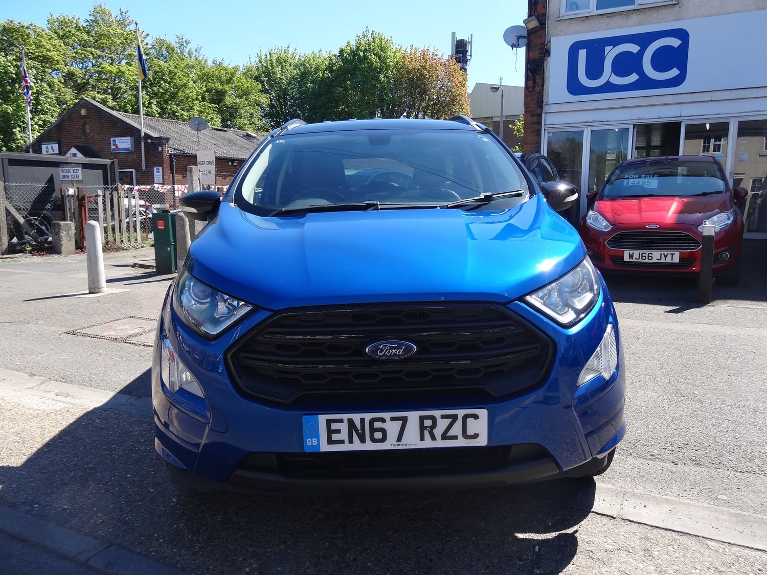 [ berth ]Ford Ecosport