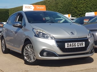 Peugeot 208 2016