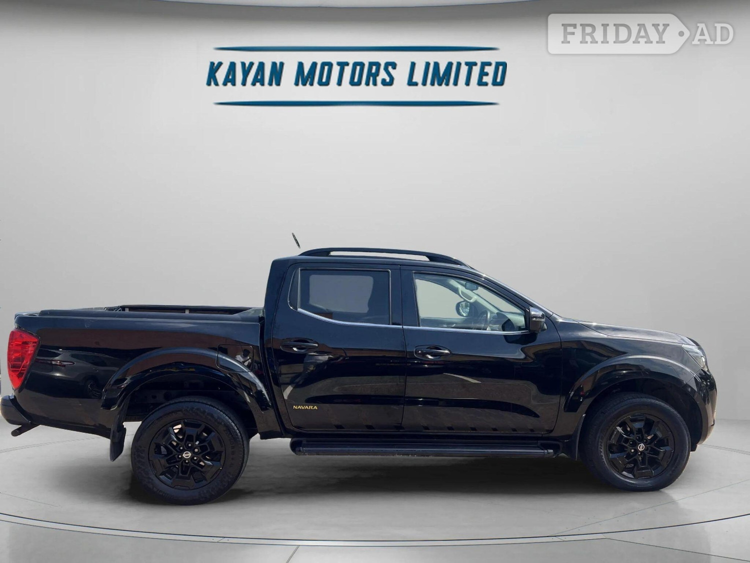 Nissan Navara 2019 - Vans & Commercial Vehicles in Kensington
