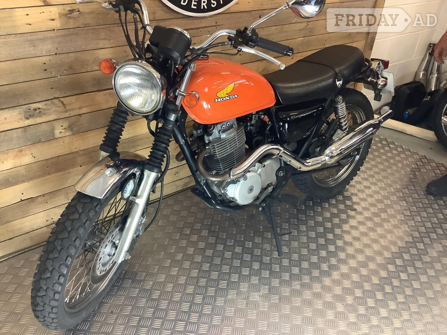 [ berth ]Honda CL400
