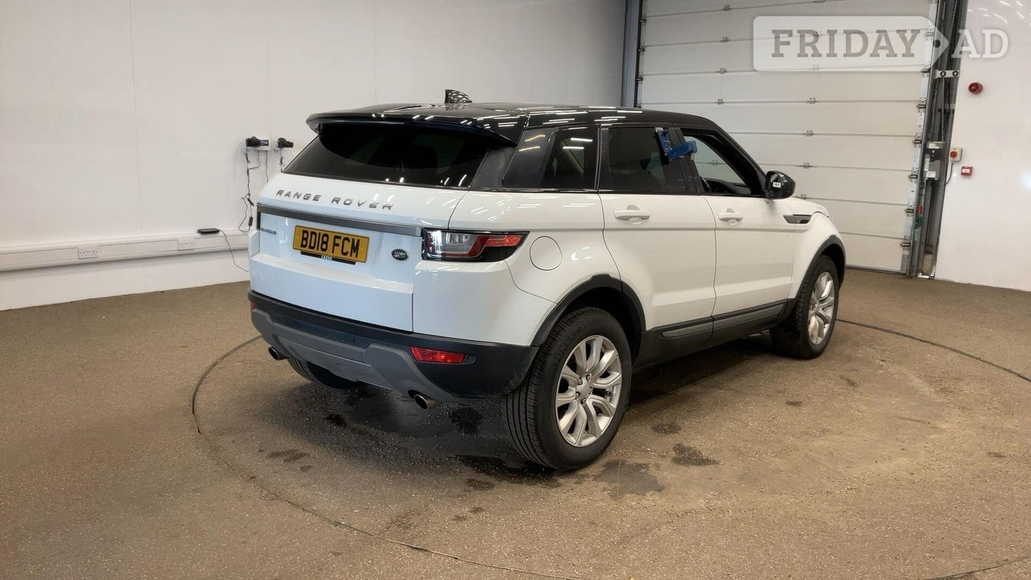 Land Rover Range Rover Evoque 2018 - Cars in Pontypridd