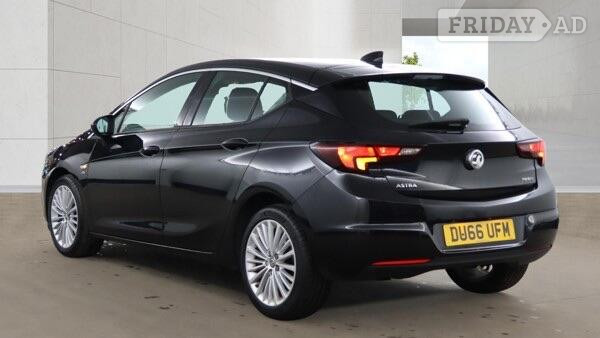 [ berth ]Vauxhall Astra