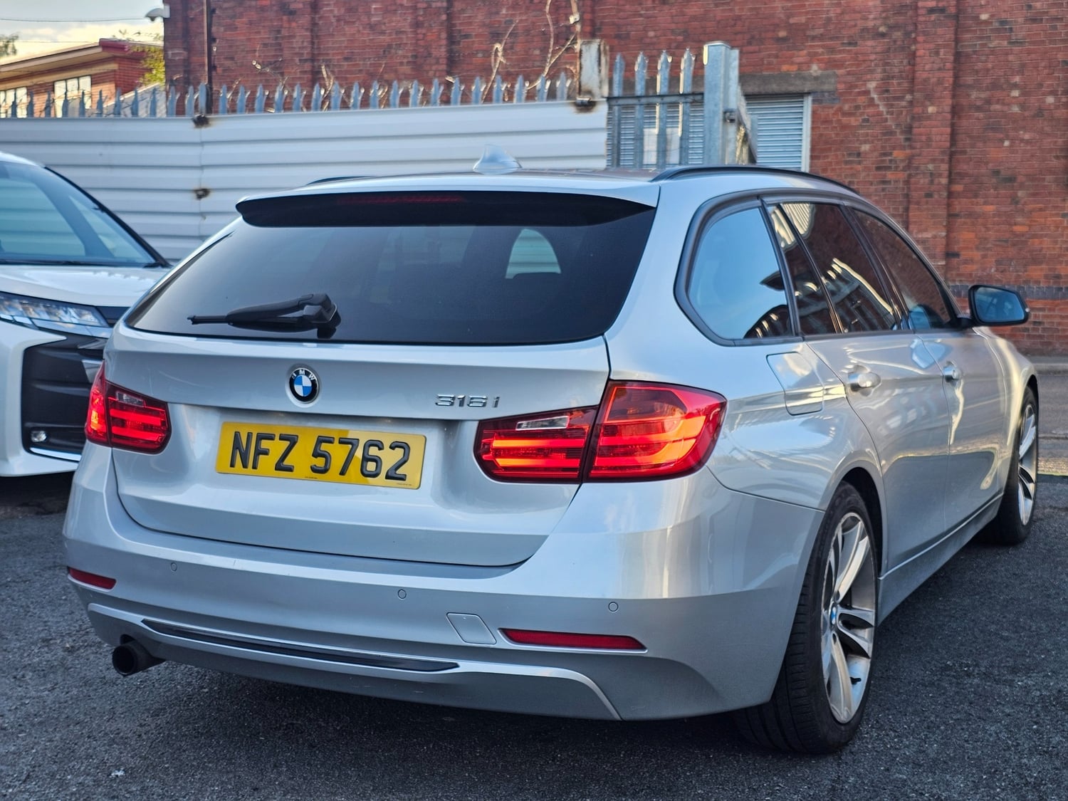 BMW 3 Series 2013 - Cars