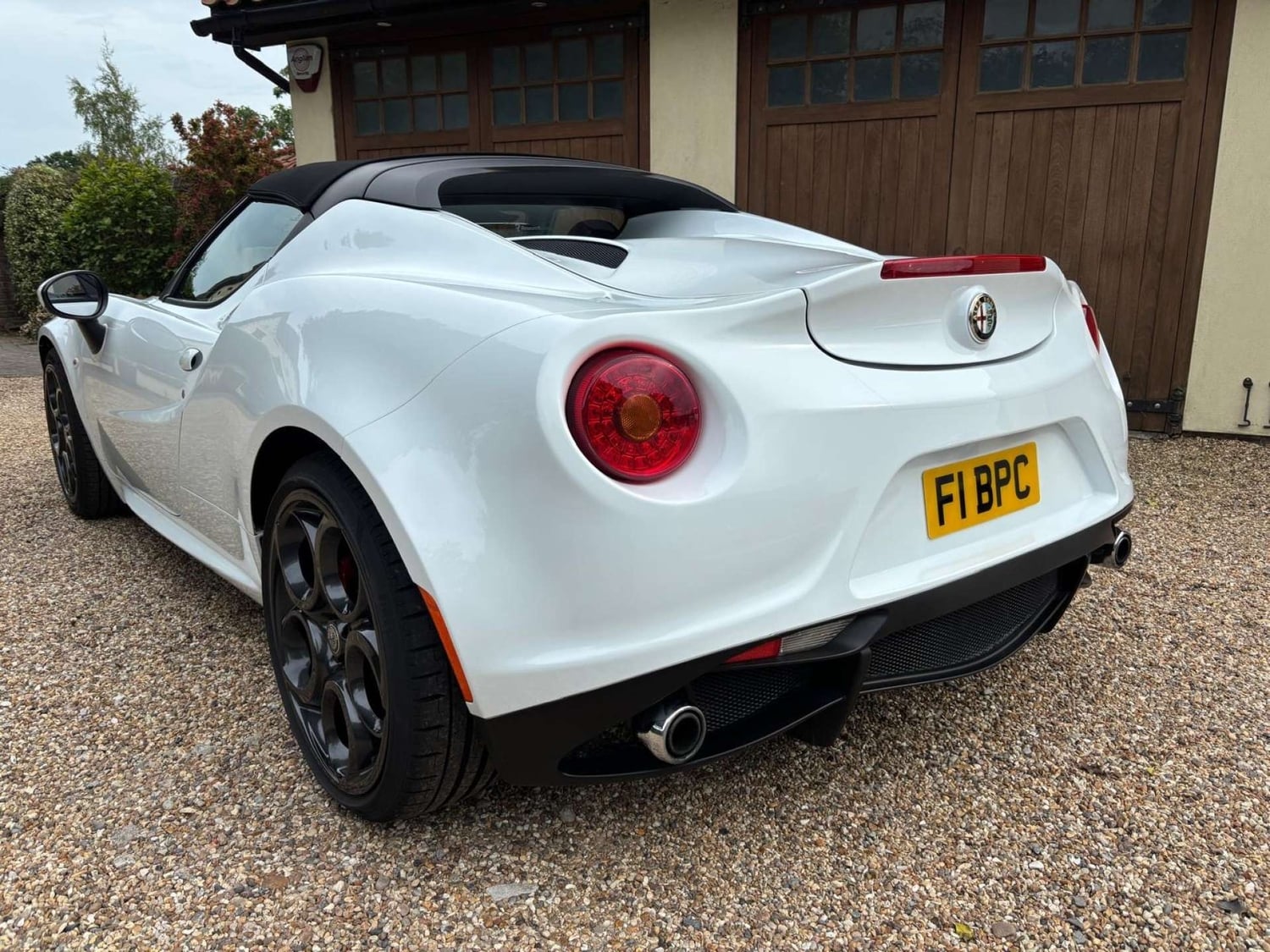Alfa Romeo 4C Leatherhead