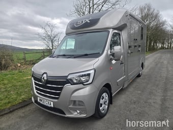Stephex  Renault Horsebox