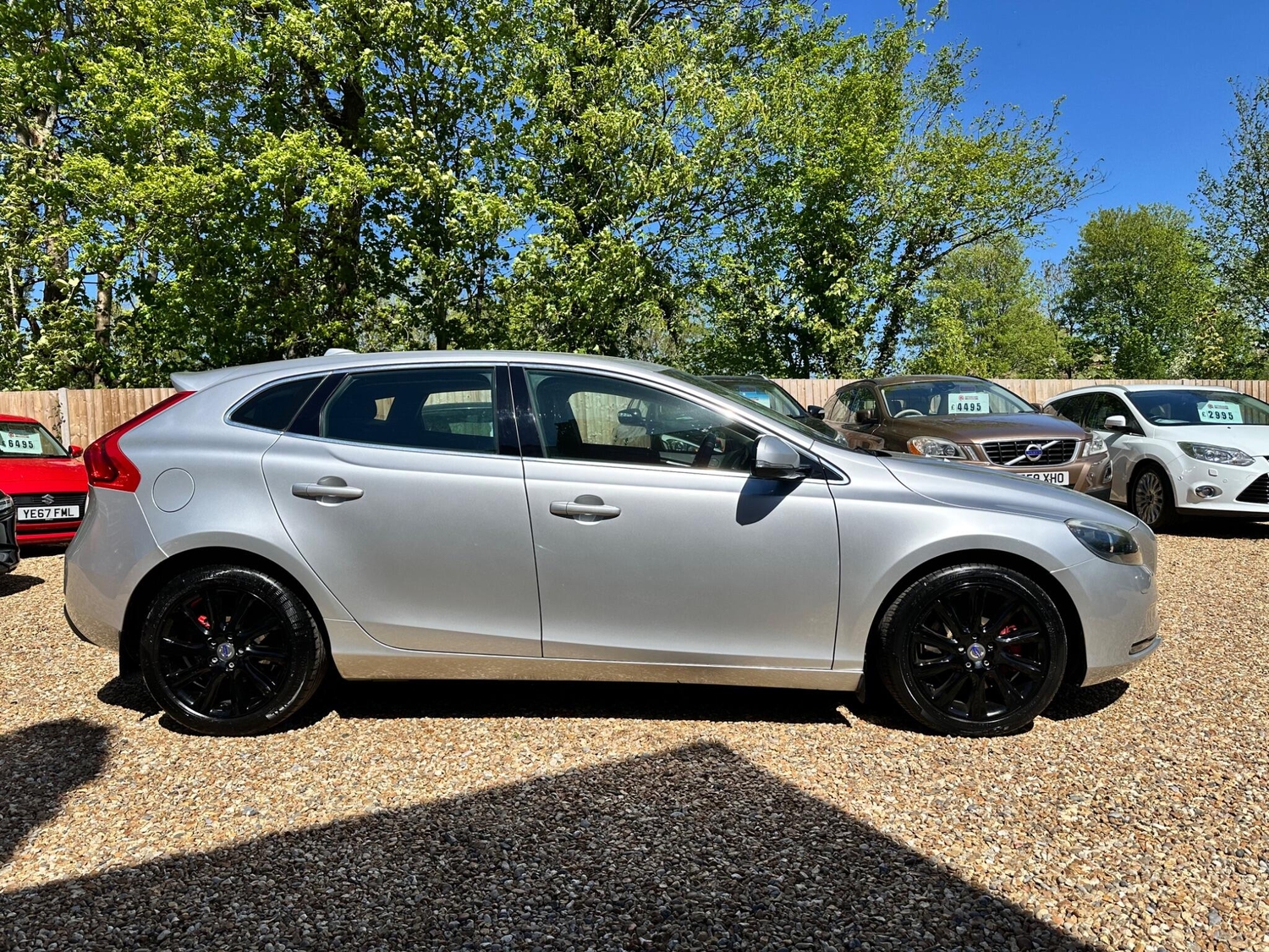 Volvo V40 2013 - Cars in Hook