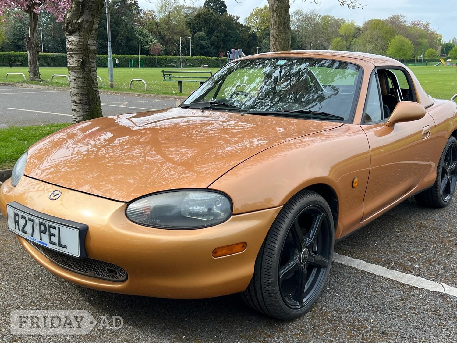Mazda MX-5 1998 in Stevenage