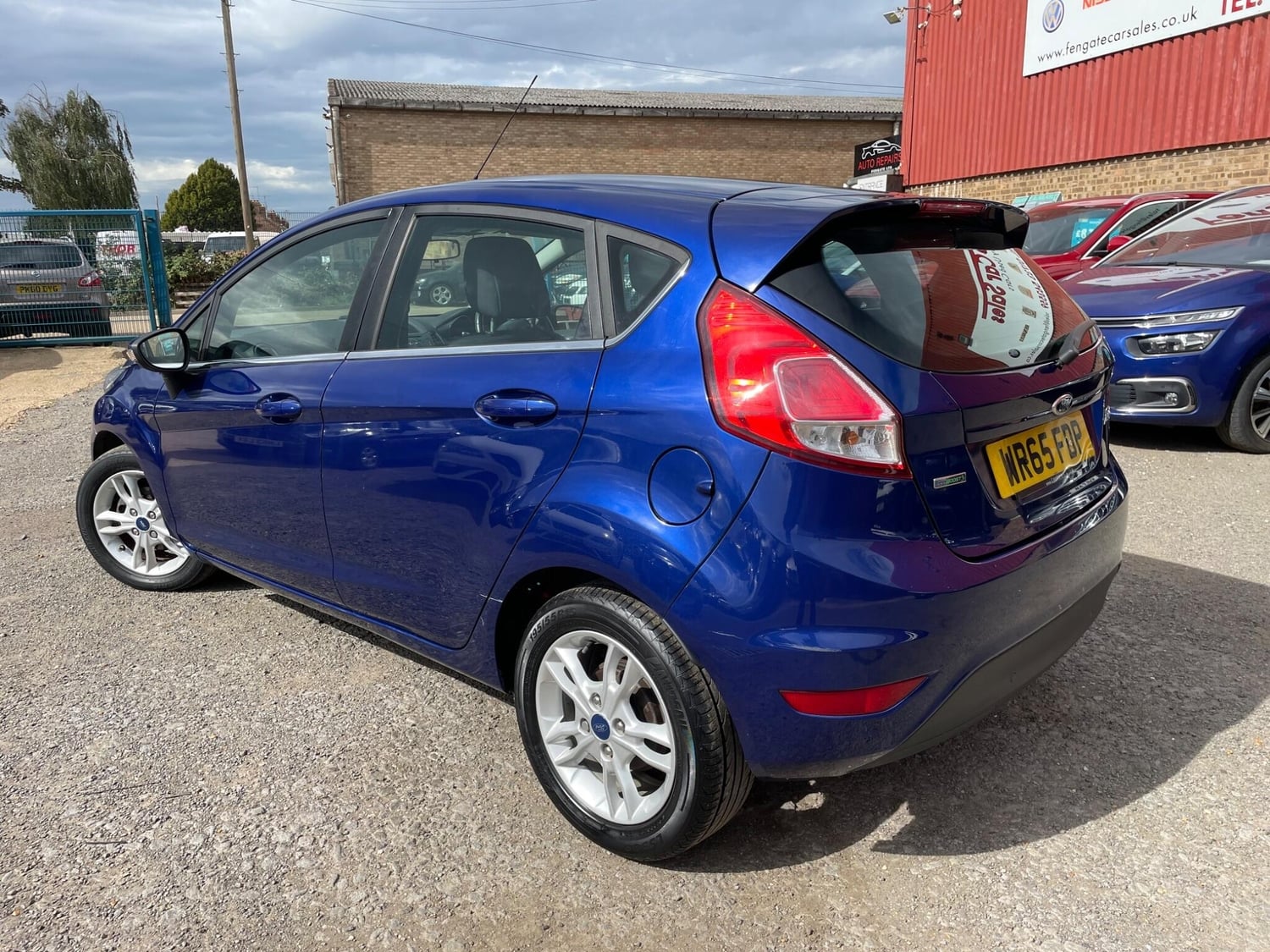 [ berth ]Ford Fiesta