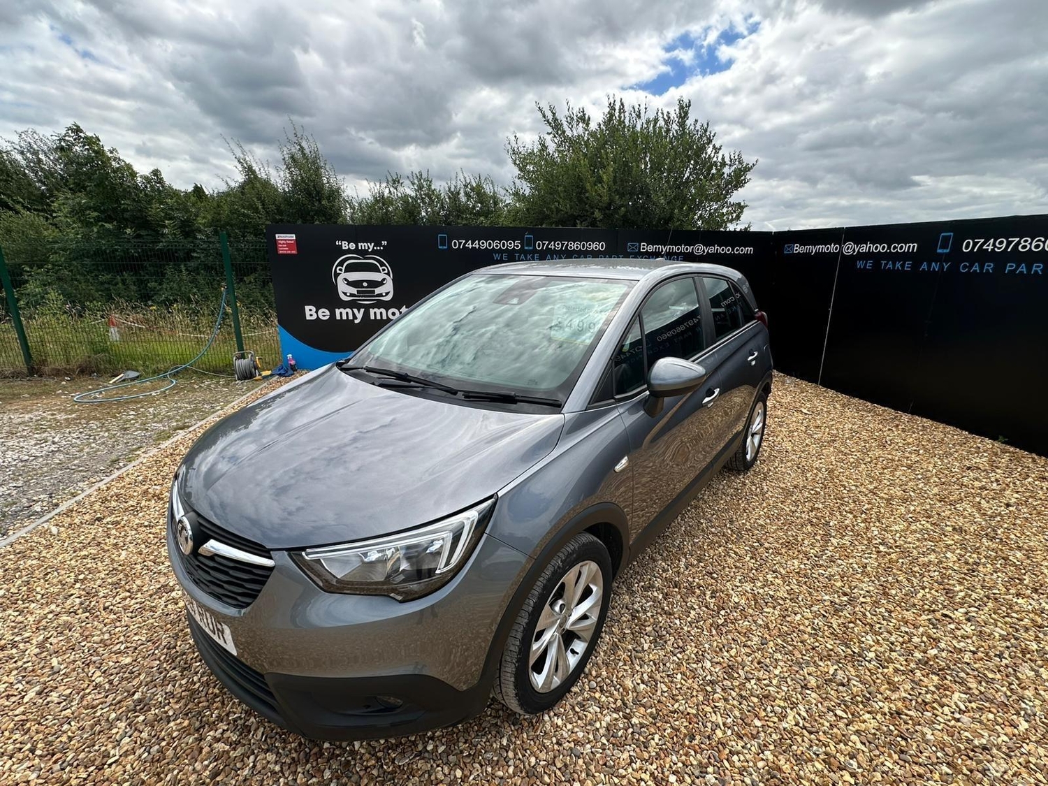 [ berth ]Vauxhall Crossland X