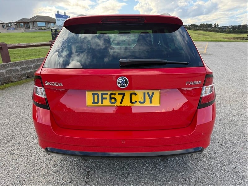 Skoda Fabia 2017 - Cars