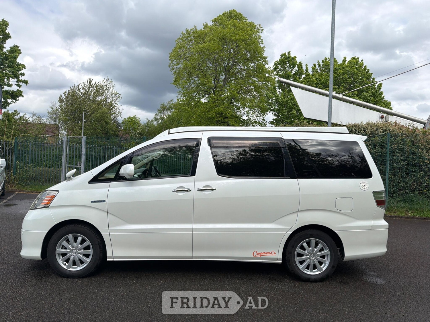 Toyota Alphard 2007 - Cars