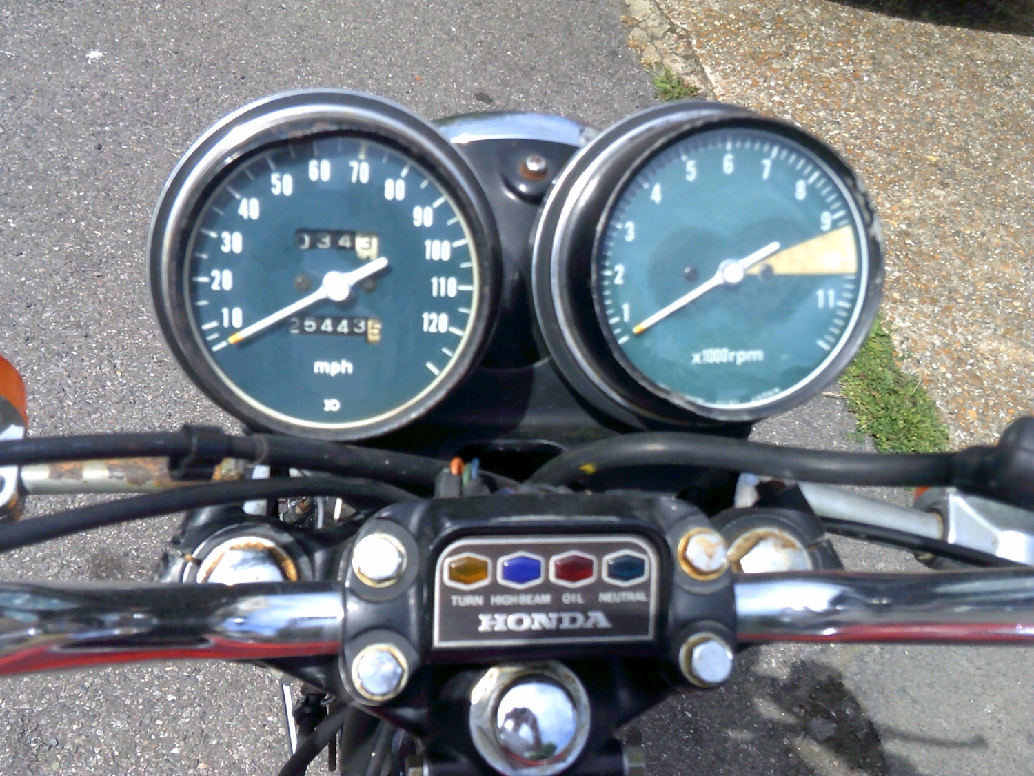 Honda CB 1975 - Motorbikes, Scooters & Quads in Brighton