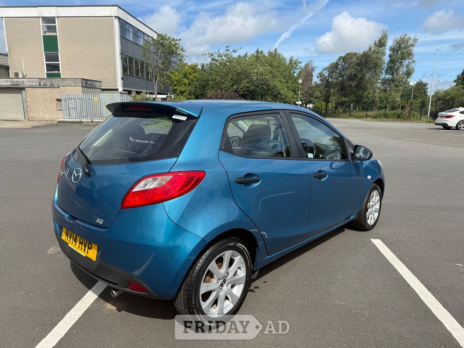 Mazda Mazda2 2014 - Cars in Livingston