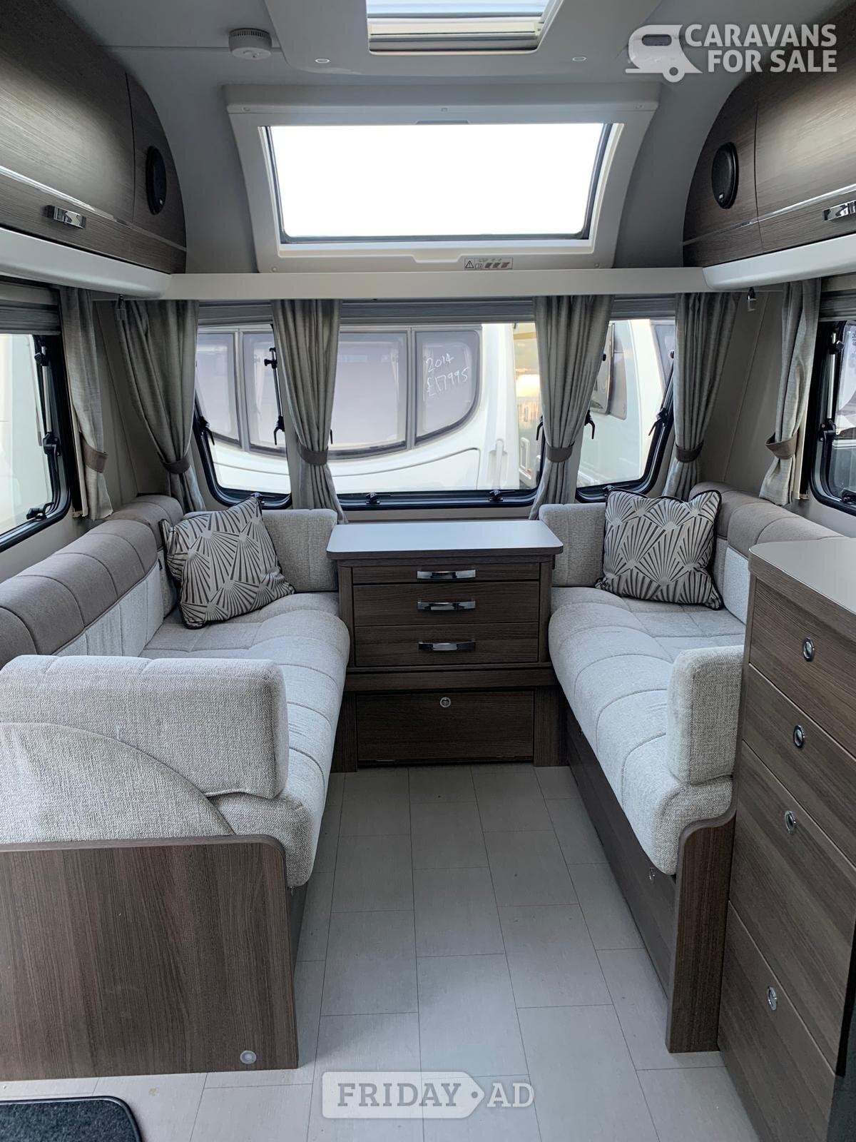 [ berth ]Elddis Affinity 554
