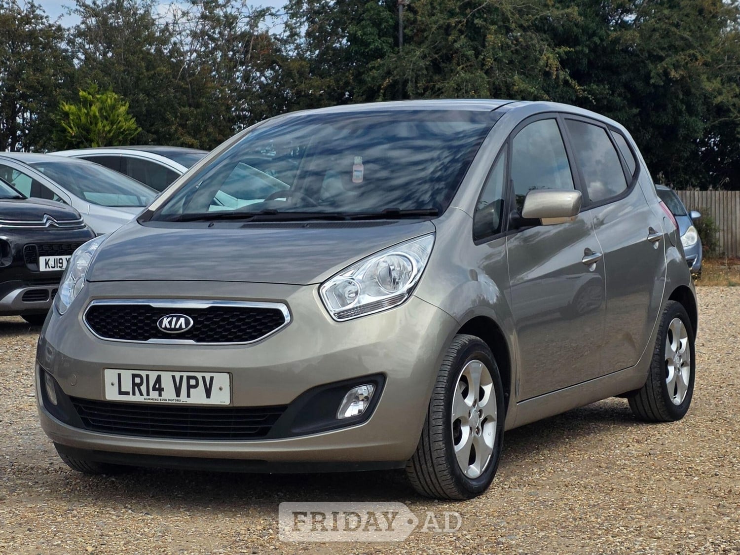 [ berth ]Kia Venga