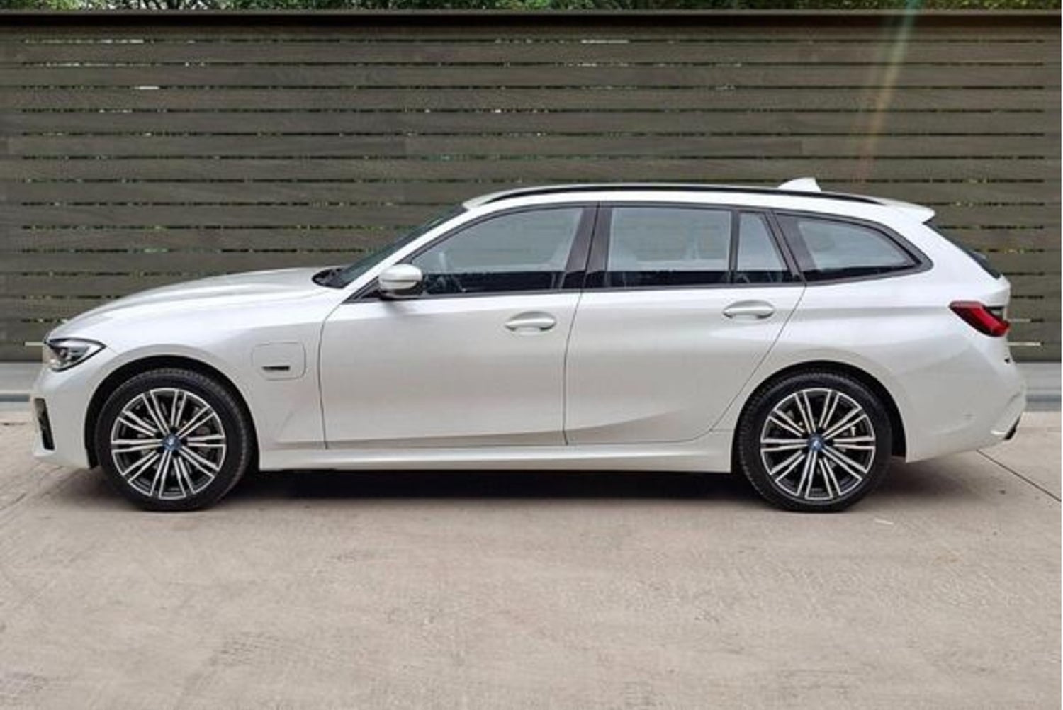[ berth ]BMW 3 Series