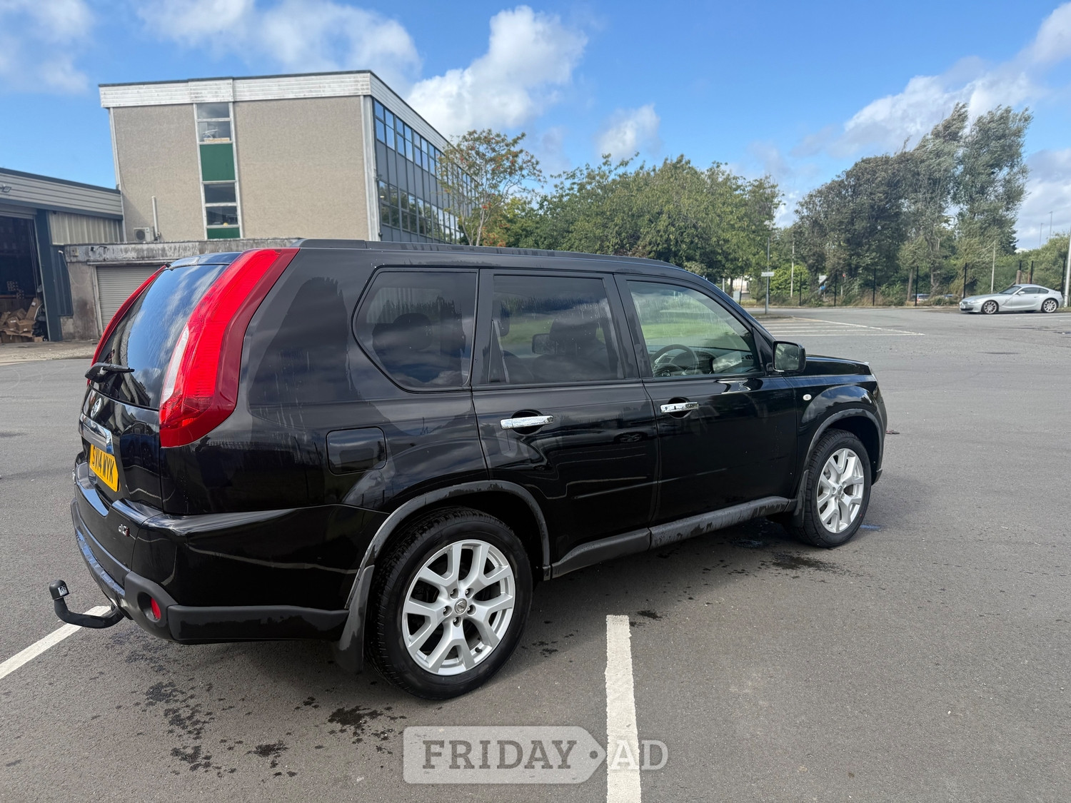 Nissan X-Trail 2014 - Cars in Livingston