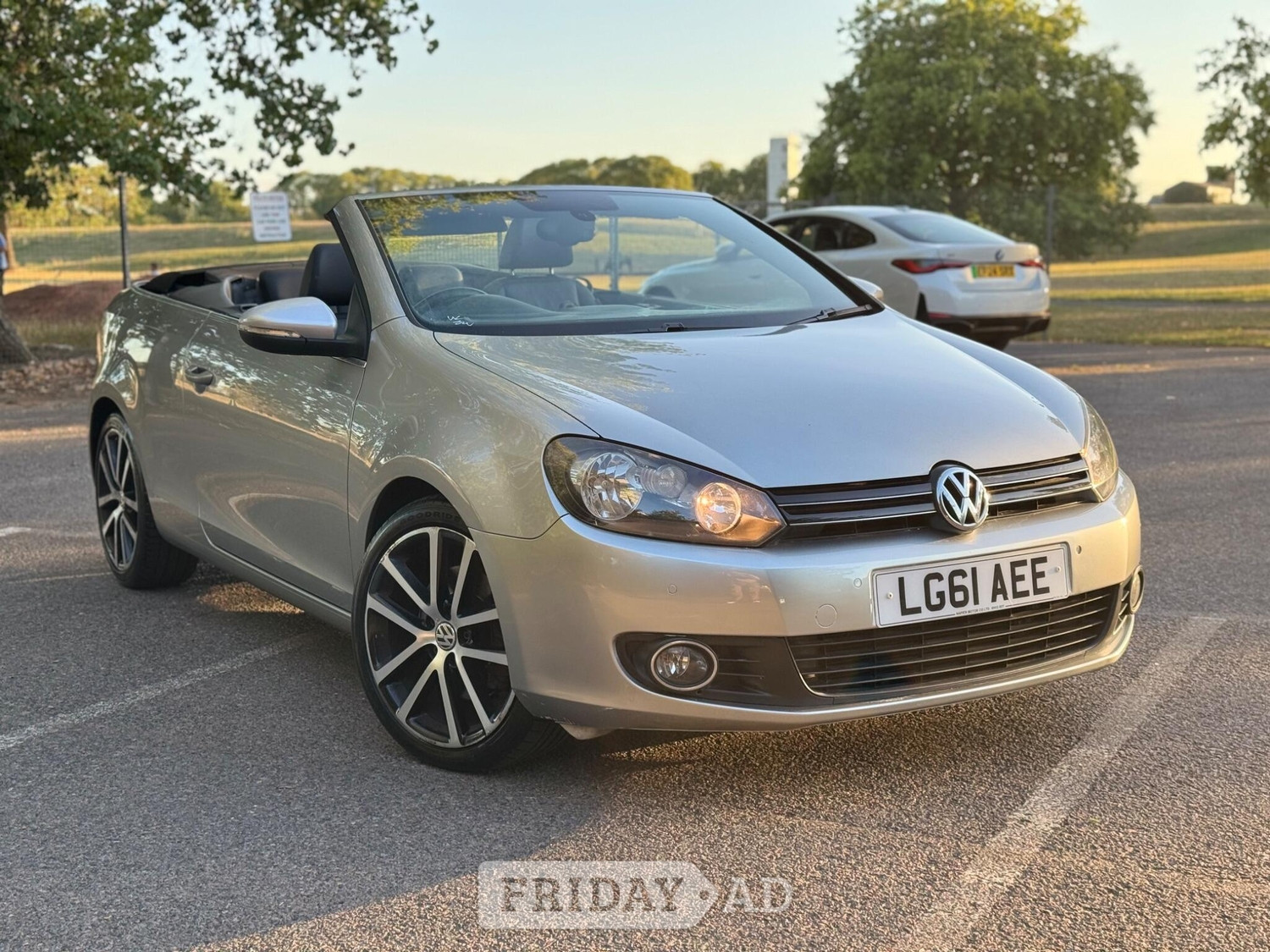 Volkswagen Golf 2011 - Cars